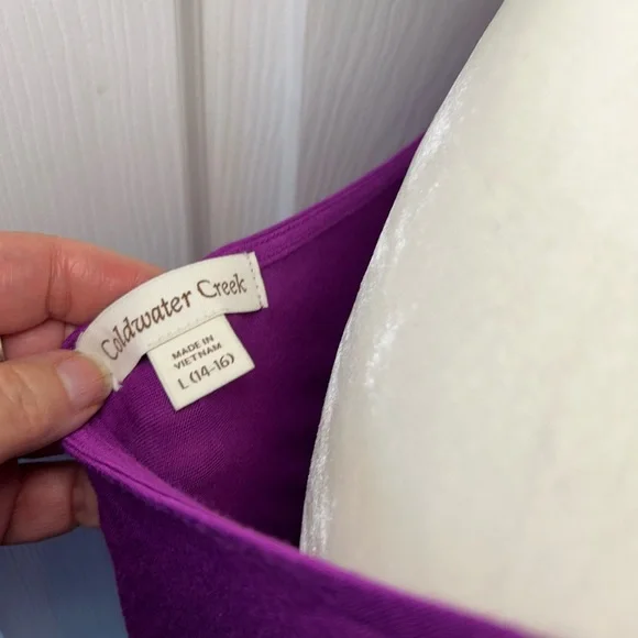 *Coldwater Creek Hi Low Purple top - Picture 5 of 11